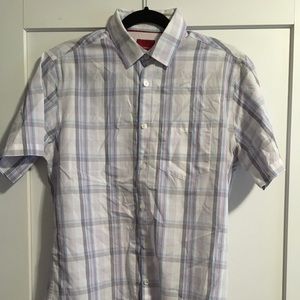Like new men’s shirt.